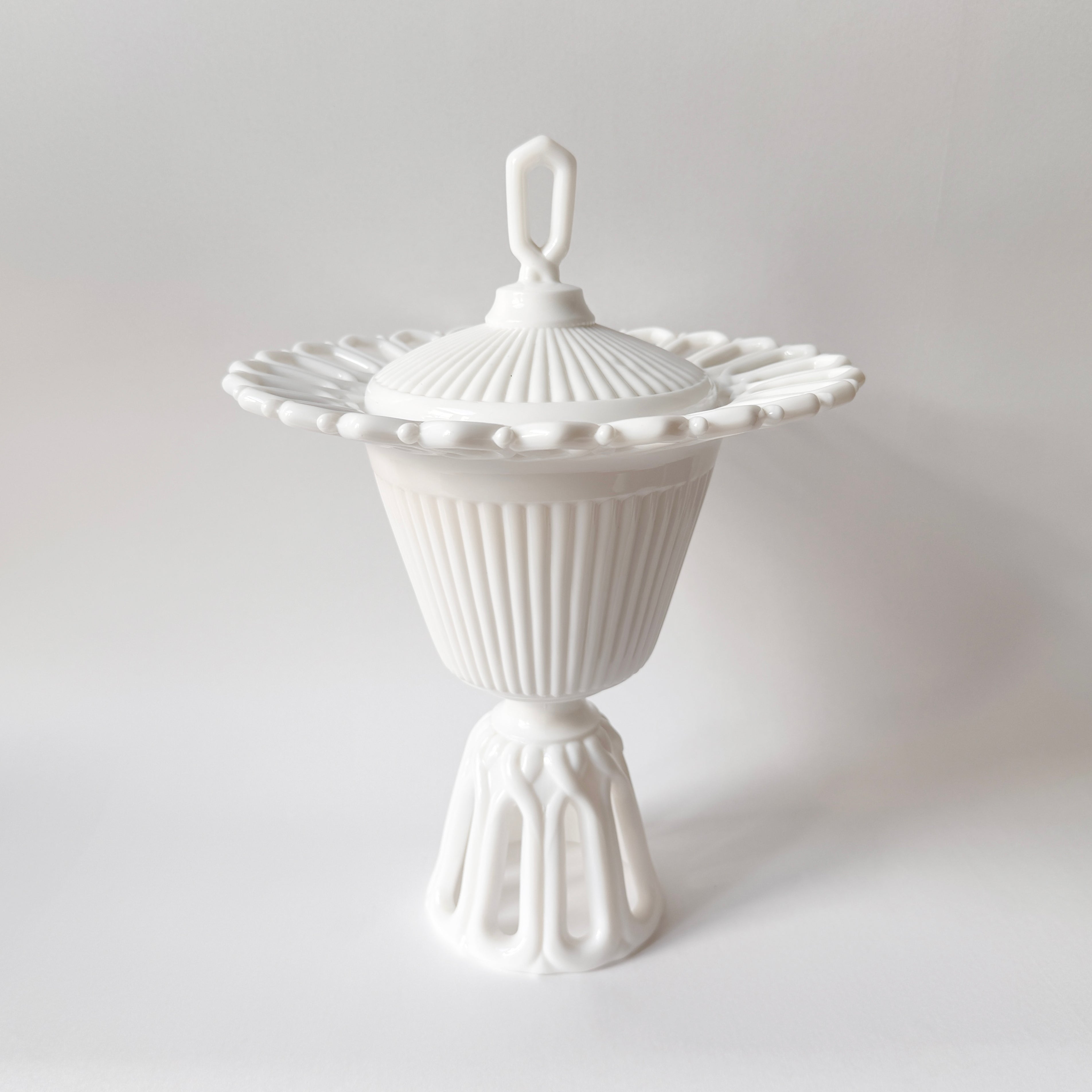 Arlington Lace Grand