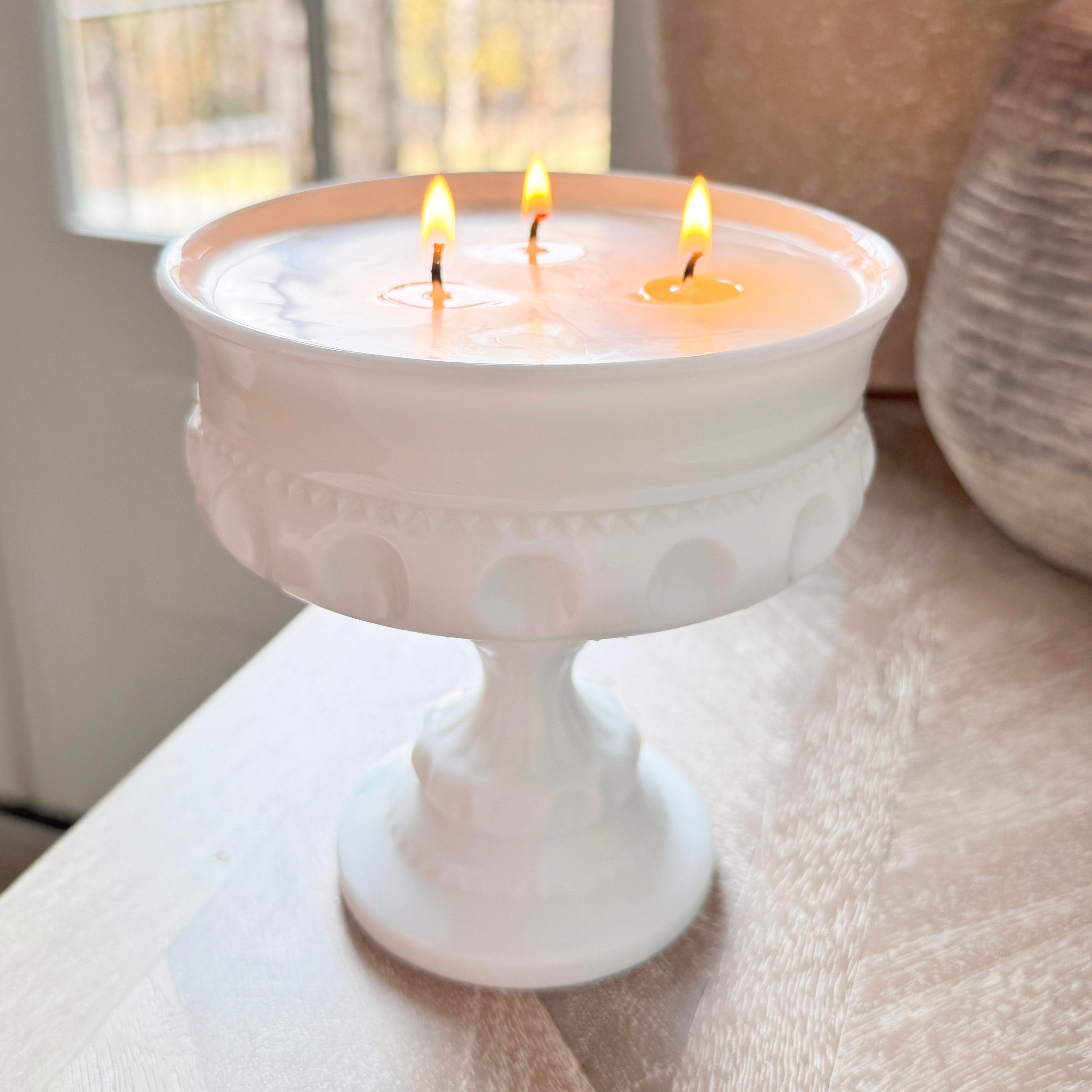 Kings Crown Pedestal