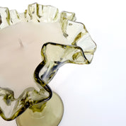 Thumbprint Ruffle Pedestal